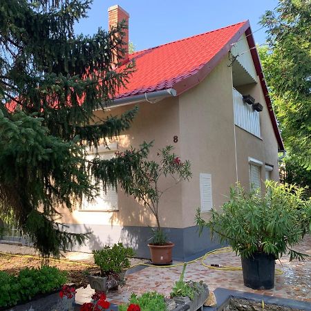 Pellegrini Apartman Balatonakali Exterior photo